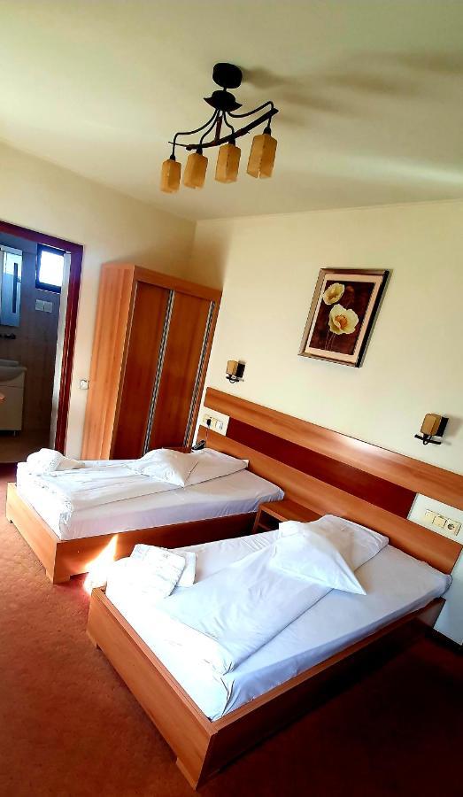 Motel Cool Bărcăneşti Esterno foto